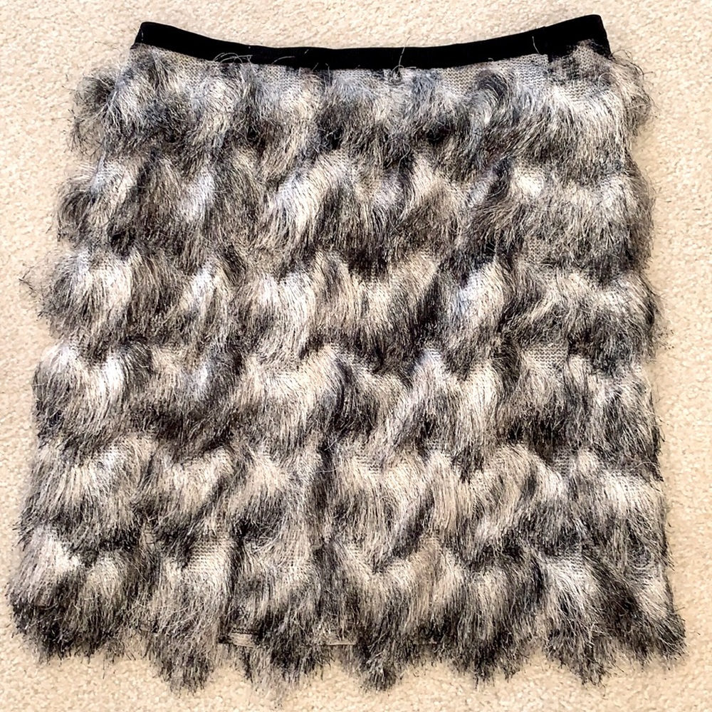 Fun, faux fur dress skirt - EUC